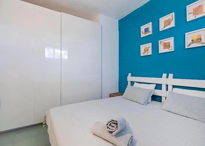 Beachfront 1br With Balcony, Pool & Parking Ancla * Callao Salvaje